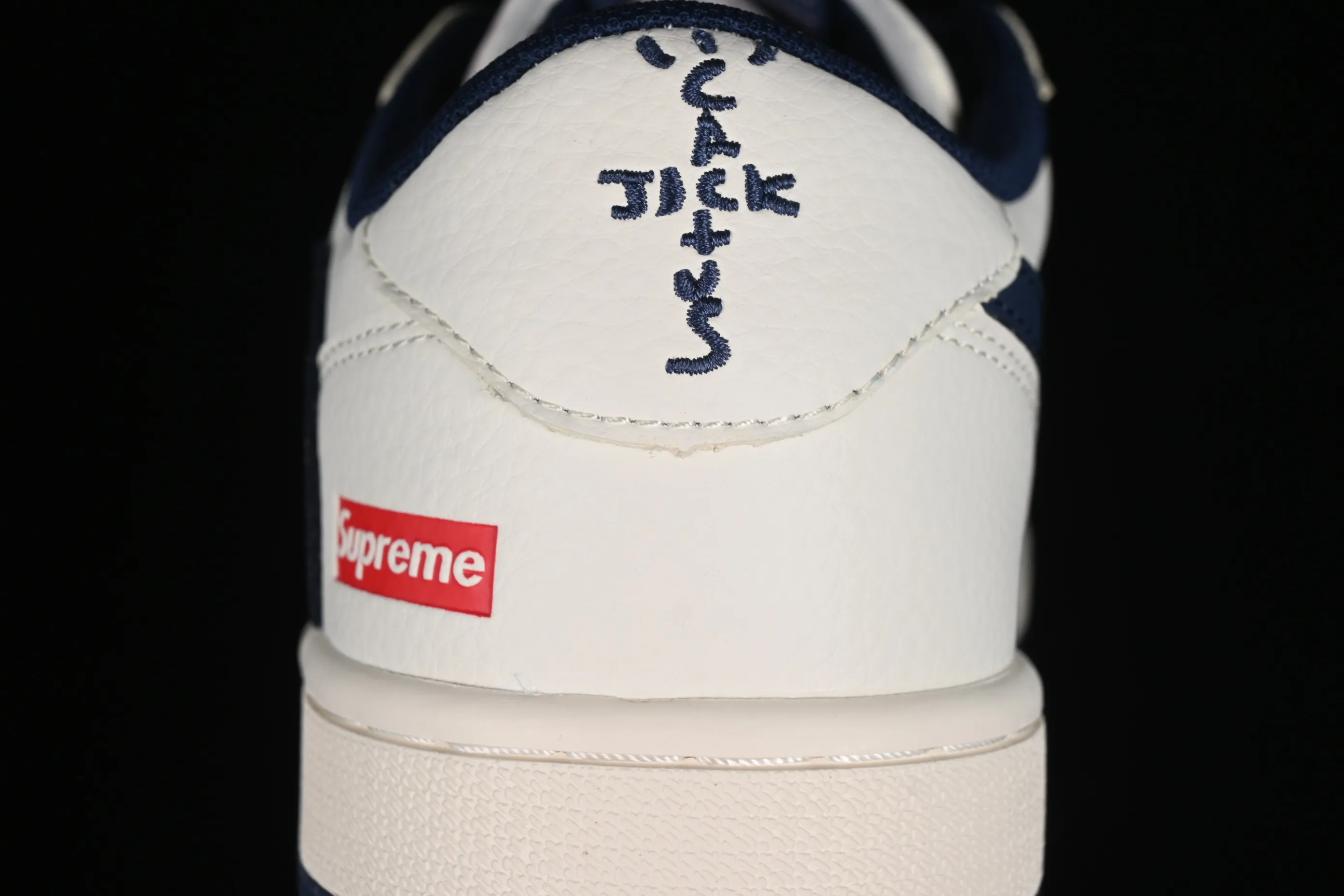 All categories Air Jordan Jordan series basketball shoes Air Jordan 1 Low High-end customized low-top sneakers Travis Scott x Fragment Design x Air Jordan 1 Low OG SP AJ1 Joe 1 Supreme joint-off-white navy low-top cultural casual sneakers XZ116